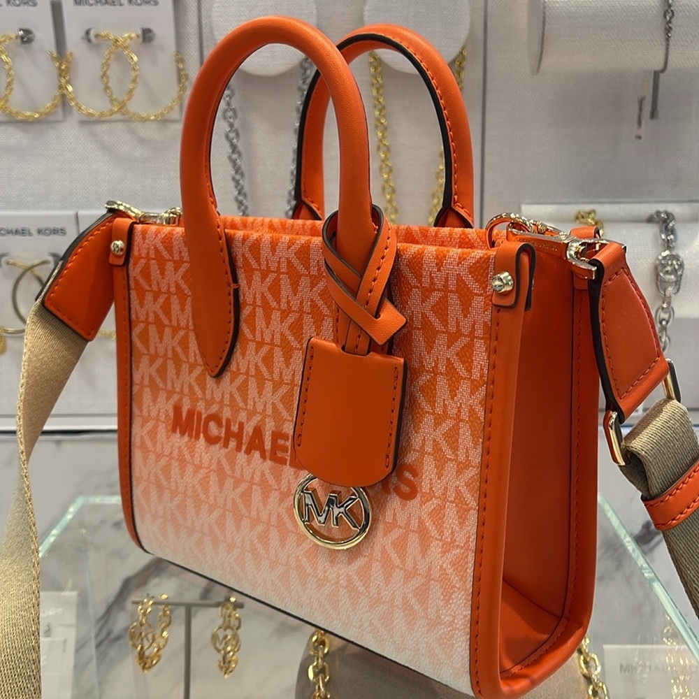 Michael Kors Mirella Extra-Small Ombré Logo Crossbody XBODY Shopper
Poppy
NWT - Picture 11 of 16